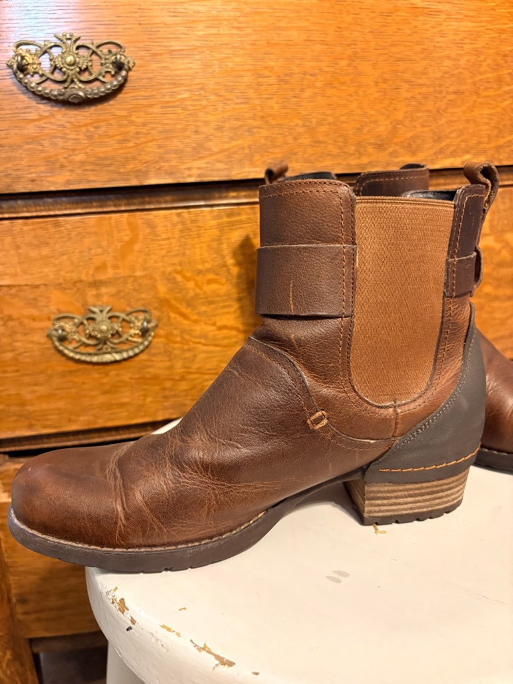 Merrell Shiloh Oak Leather Chelsea Boots | J69220 | size 9 - Picture 3 of 11